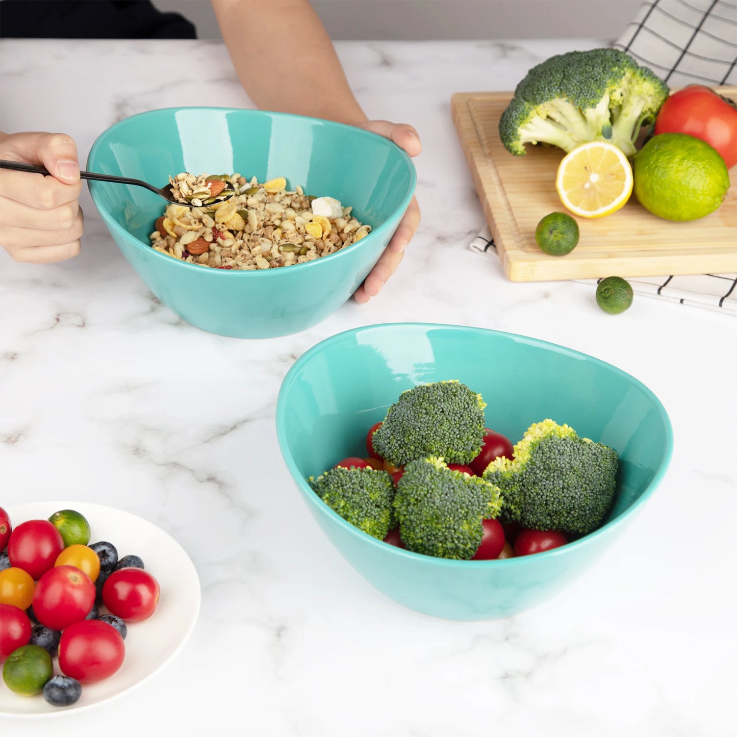 Set of 4 Porcelain 5-Inch Bowls – 10oz for Dessert & Soup