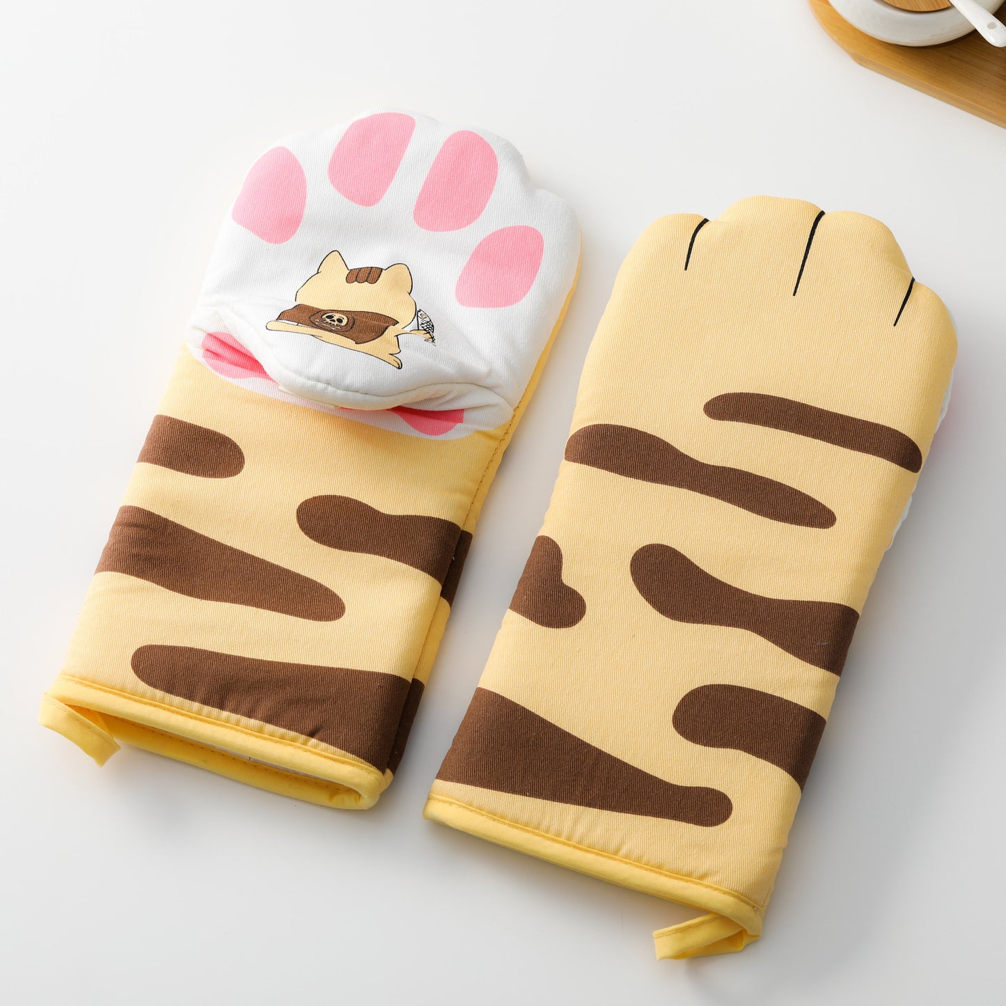 Cute Cat Claw Oven Gloves – Pure Cotton