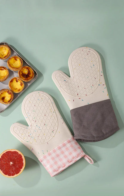 Heat-Resistant Silicone Oven Gloves – Anti-Scalding Baking Mitt